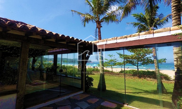Linda casa pé na areia de Geribá