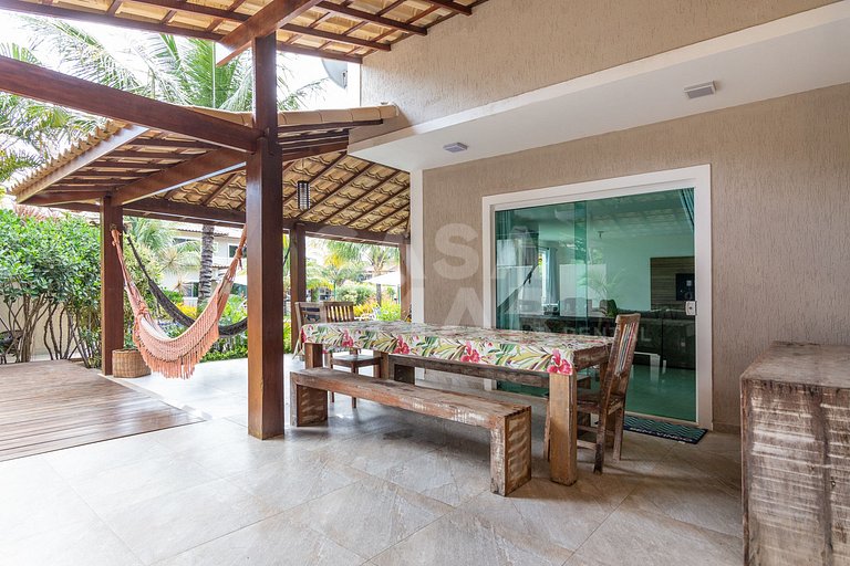 Casa em Geribá, Ferradurinha, quatro suítes, ar condicionado