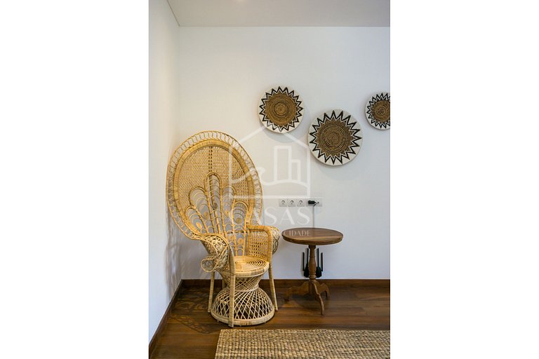 Beautiful house with 4 suites, complete, close to the best b